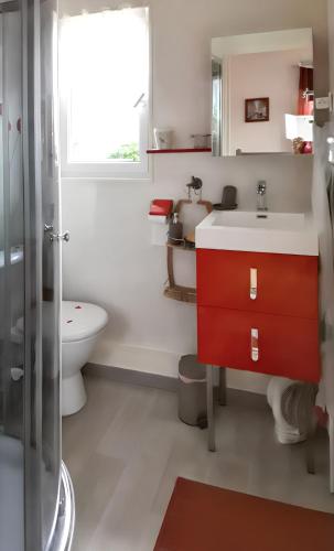 浴室, Appartement cosy aux Authieux Papion 15 m² avec jardin privatif in 梅濟東卡農