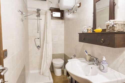 Apartment with one bedroom in Arce with wonderful city view balcony and WiFi - image 7