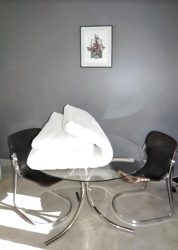 Studio in Villers sur Mer with enclosed garden and WiFi - image 4