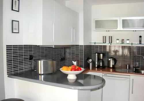 Studio in Villers sur Mer with enclosed garden and WiFi - main image