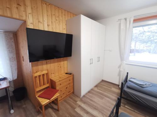 Monteur-Haus Gruber Berlin Marzan, Hellersdorf, Lichtenberg in Hellersdorf