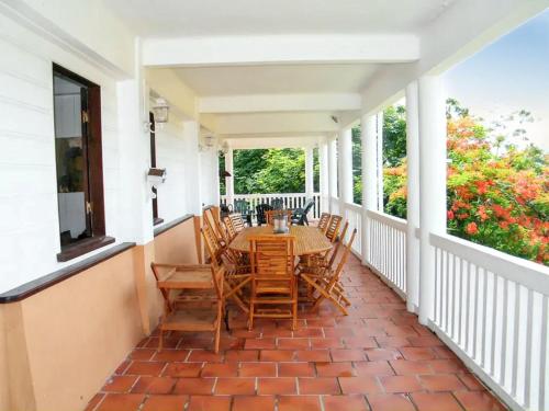 Villa spacieuse au Diamant avec piscine privée (Villa spacieuse au Diamant avec piscine privee) in เลอ ยามัน
