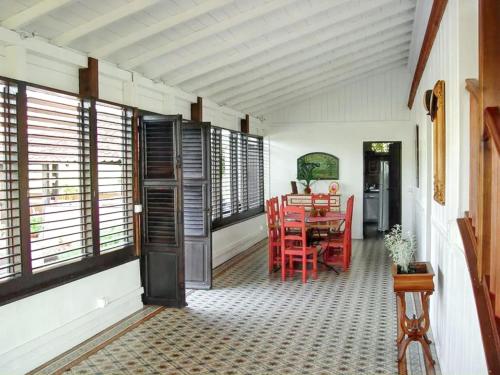Villa spacieuse au Diamant avec piscine privée (Villa spacieuse au Diamant avec piscine privee) in เลอ ยามัน