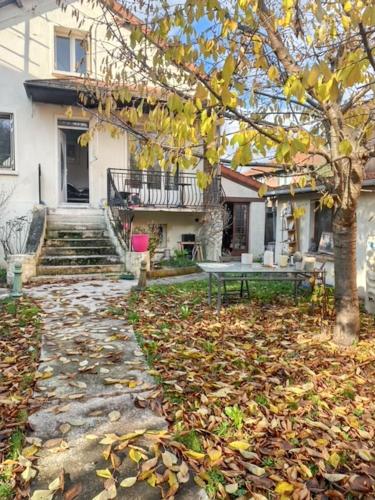 A szálláshely kívülről, Appartement cosy à Les Pavillons-sous-Bois 30 m² avec jardin clôturé (Appartement cosy a Les Pavillons-sous-Bois 30 m² avec jardin cloture) in Les Pavillons-sous-Bois