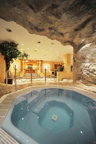 Sporthotel Kirchler 2