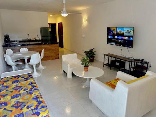 Depto #20, a unos pasos de la playa Las Brisas, Manzanillo