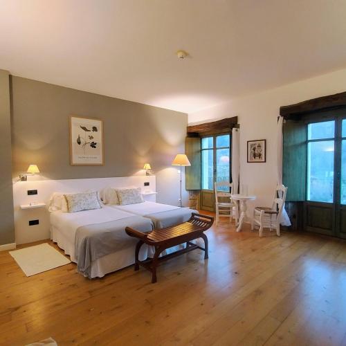 Hotel Casona Villa De Palacios
