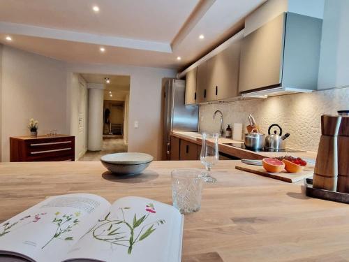 High standard spacious apartment near Bryggen High standard spacious apartment near Bryggen