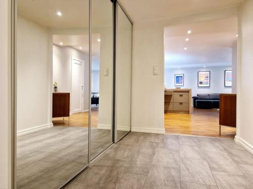 High standard spacious apartment near Bryggen High standard spacious apartment near Bryggen