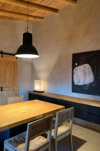 Casa B entre viñedos (Casa B entre vinedos) in San Martín (Mendoza)