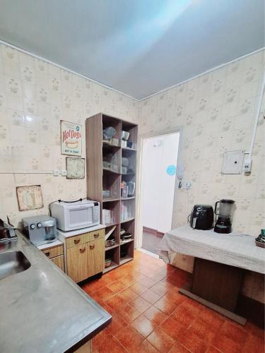 Quarto tranquilo e familiar no leblon - Quiet family room in leblon in レブロン