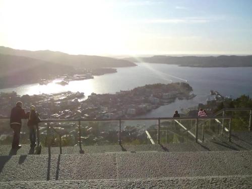 Top floor in the middle of town - Great beds Top floor in the middle of town - Great beds