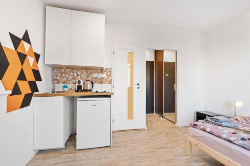 Apartment 20 minutes from City Center w Coffee, Tea, TV, and Parking, Bratislava (Foto 7)