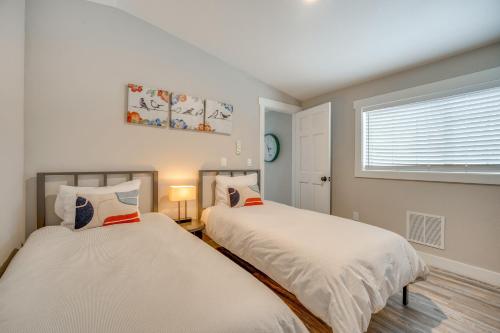 Grand Chelan Large Group Getaway Pool and Hot Tub