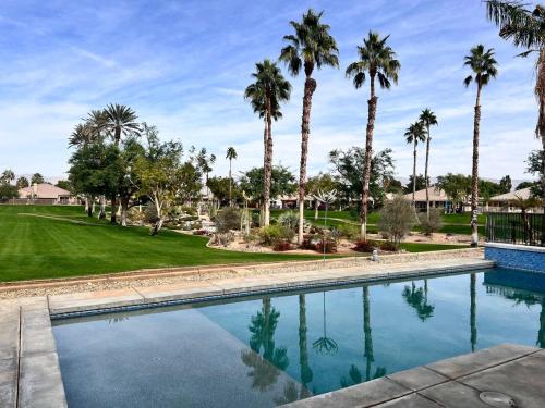 Desert Paradise Enjoy Private Pool & Spa with Free heating, Game room, Gym, Bikes, Scooters in India