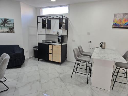 Deluxe Apartment in Ramat Gan Next to Sheba Hospital in Külváros/repülőtér