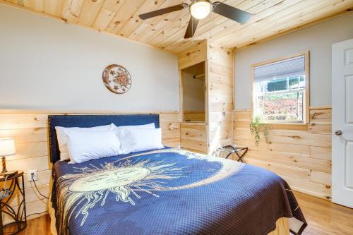 Newport Cabin in the Smokies Hike, Bike and More! in Newport, USA