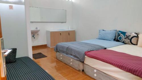 Homestay Syariah Bantul near Ganjuran Church