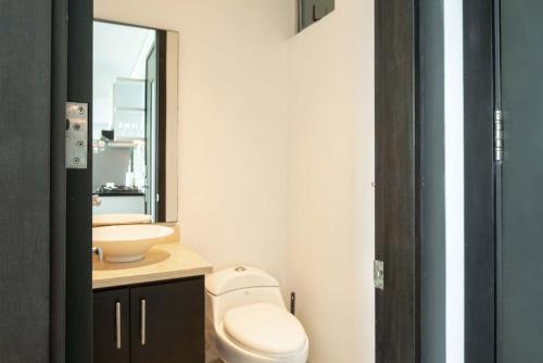 Prestigious 2BR w/ Ocean View and Pool in CTG image 5