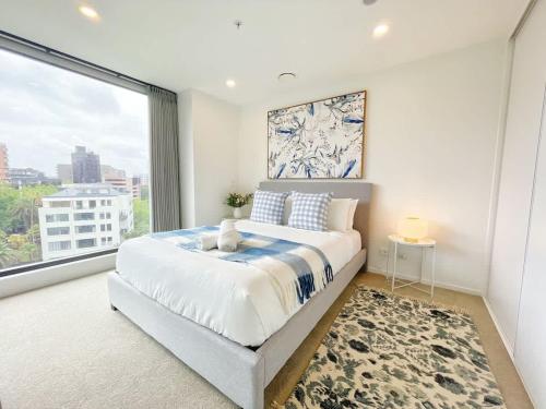 Unique Luxury Incredible SkyTower & Park View - Free Parking, Auckland (photo 4)