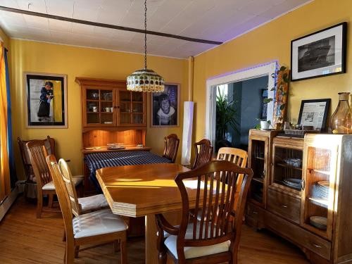 Auberge du Monde in Trois-Rivieres (QC)