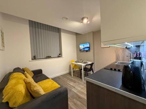 Liverpool One City Centre Studio Apartment, Liverpool (photo 8)