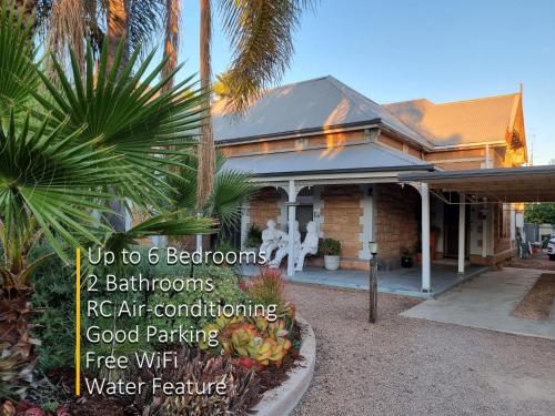 . The Atrium - Classic Villa with up to 6 Bedrooms