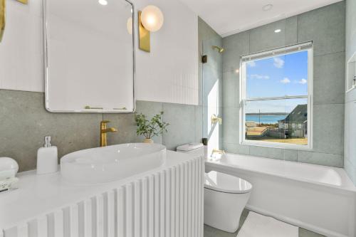 Pocasset Family retreat ocean view Pocasset Family retreat ocean view