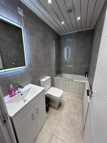 Modern Two-Bedroom Apartment, Manchester (fotografie 4)