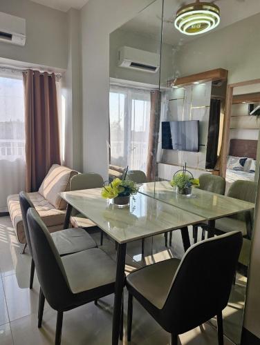 Stunning 2 Bedroom near Airport, Manila