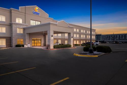 คอมฟอร์ต อินน์ แอนด์ สวีท ดีเคเตอร์-ฟอร์ซิท (Comfort Inn & Suites Decatur-Forsyth) in ดีเคเตอร์ (IL)