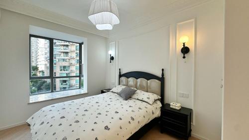 Eastern Hub - Bund Branch Quality Renovated Luxury 3Bedroom, Spacious Living Room Fully Equipped Haiyue Garden, Šanghaj (fotografie 6)