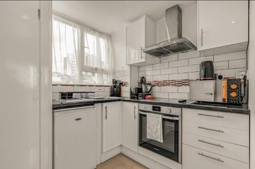 Amazing Marina-Overlooking 1Bed, Londyn (zdjęcie 3)