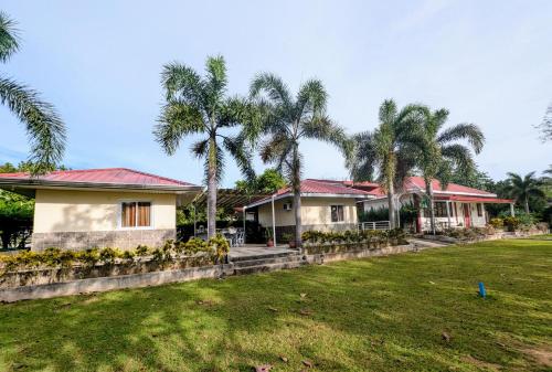 VistaBerge - Private, Nature, History in Bagac