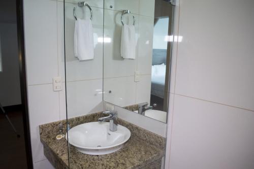 Bathroom, Puerto Azul Hotel in Puntarenas