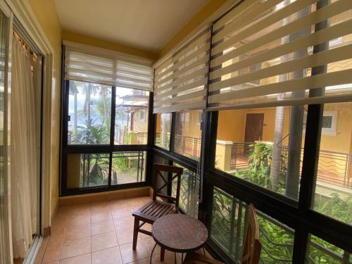 Club Balai Isabel Recto 102 Lakeshore Room