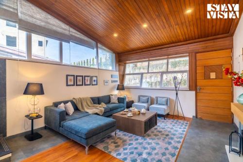 StayVista at Pine at Elysium Estate Valley 2BR, Bonfire & Meals - Shimla StayVista at Pine at Elysium Estate Valley 2BR, Bonfire & Meals - Shimla