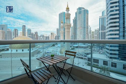 Cozy 1Bed Apartment in N2 Lakepoint Tower JLT - image 12