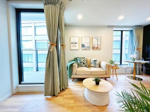 Stylish Cozy Studio Nearby SkyTower-Pool Gym Sauna, Auckland (photo 4)