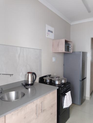 Bayside Hotel & Self Catering - image 3