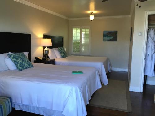 Beach Bungalow Inn and Suites