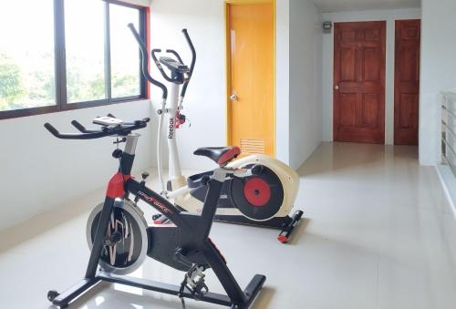 Fitness center, RedDoorz @ FJ Hotel Tubungan Iloilo near Miagao Church