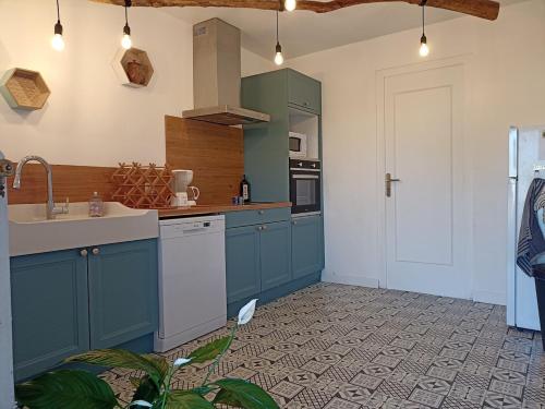 virtuve, Gîte Bellebouche (Gite Bellebouche) in Gourgé