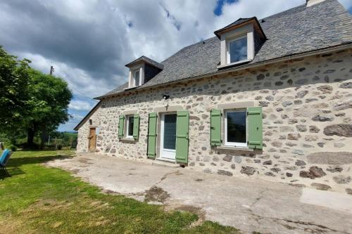 Le gite des monts et lacs gîte à louer Lastioulles