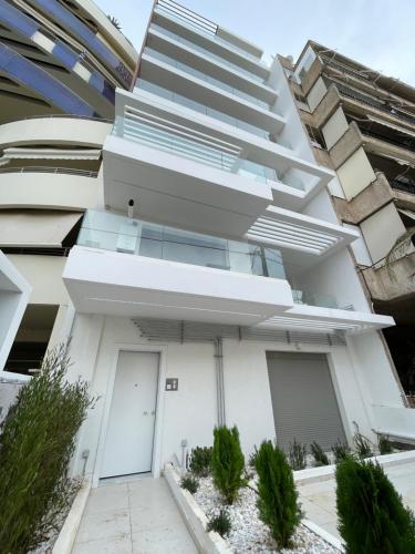 Cultural Retreat Near Stavros Niarchos Center
