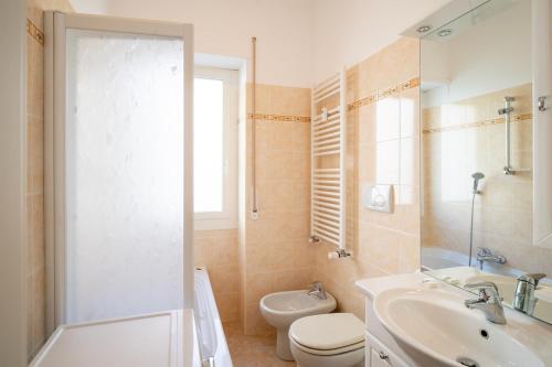 Pleiadi - Two bedroom apartment with terrace, Sanremo (foto 9)