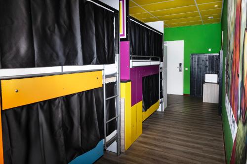 Amsterdam Teleport Hotel - image 5