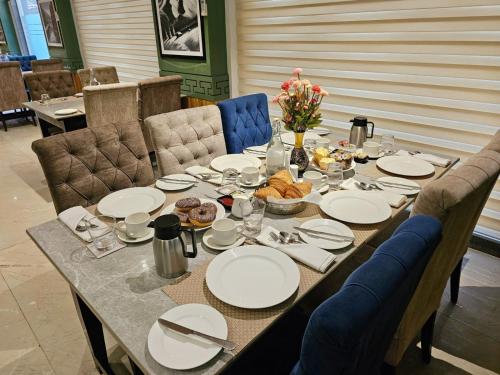 Food and beverages, THE WALNUT CREEK in Sallar