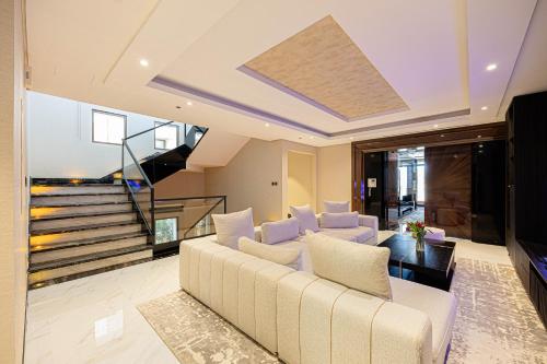 Lux 5-BR Villa With Ocean View - Palm Jumeriah - image 13