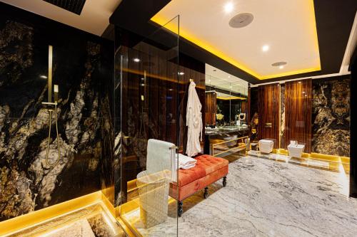 Lux 5-BR Villa With Ocean View - Palm Jumeriah - image 9